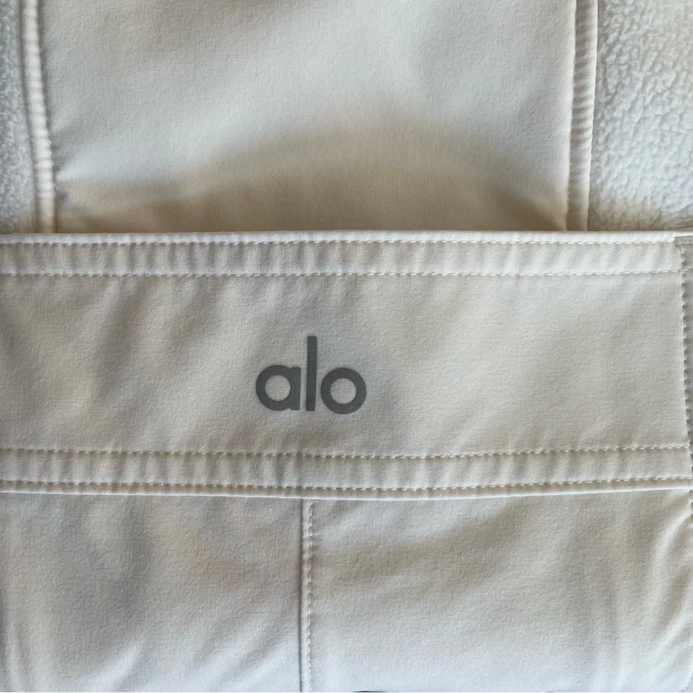 ALO Yoga Polar Fleece Winter Mix Pant - Picture 5 of 11